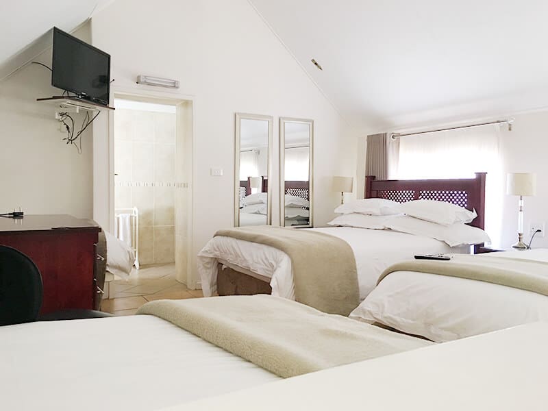 Deluxe Family Suite